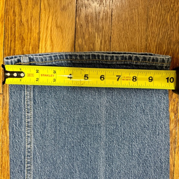 NWT Old Navy
Maternity Jeans Women's Size 6, Front Low Panel - Picture 13 of 13